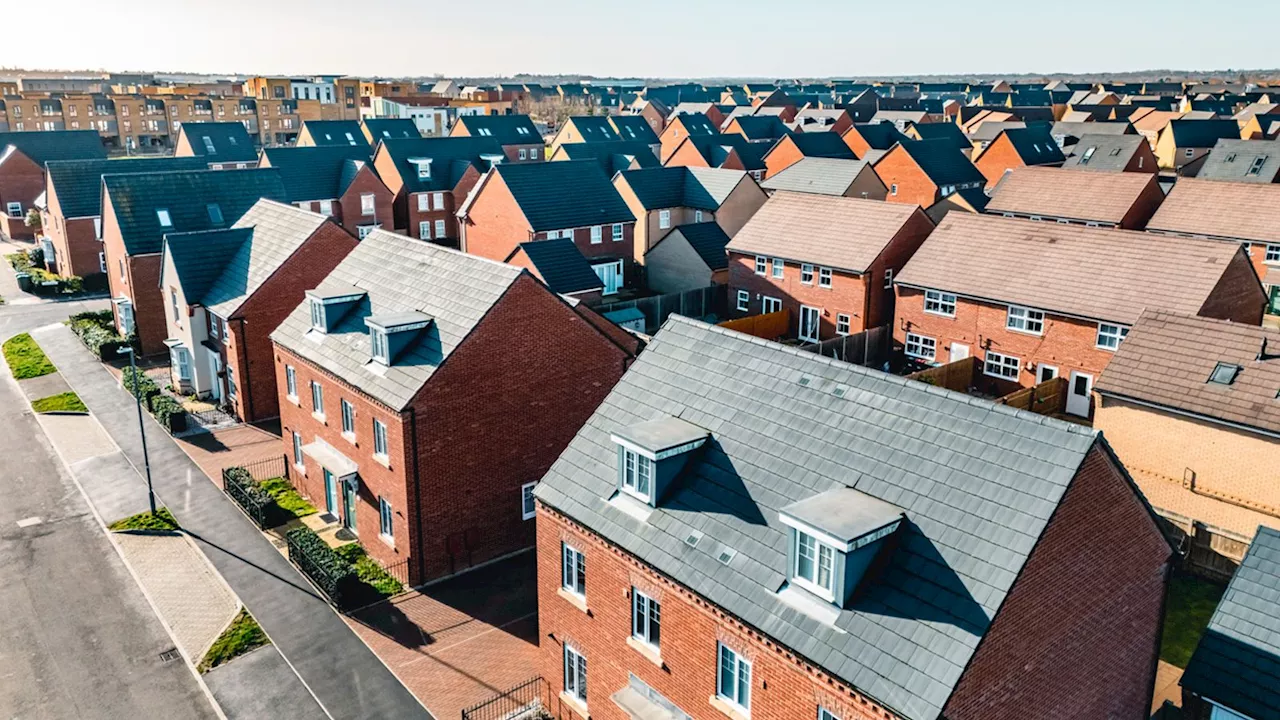 Rightmove: 'First drop' in house rent prices outside London since before the COVID pandemic