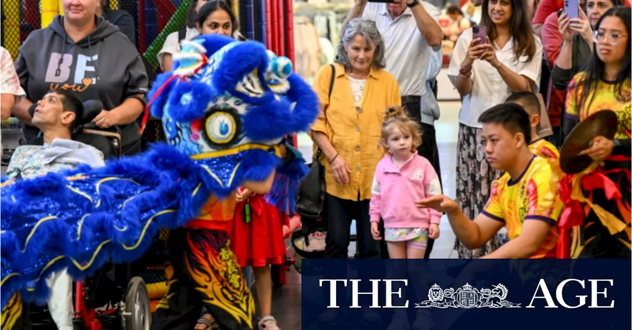 Lion Dance Teams Bring Cheer and Blessings to Melbourne