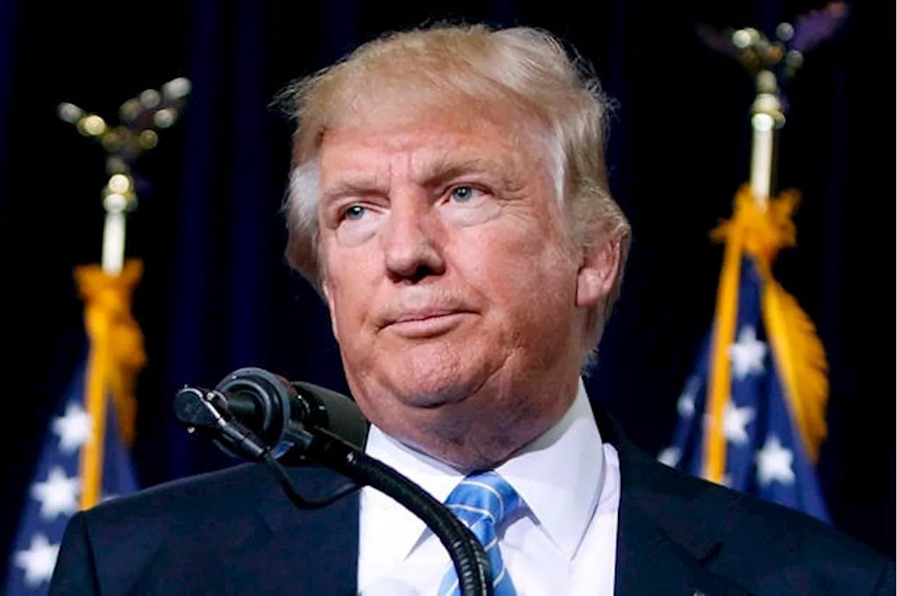 Trump Calls DeepSeek's Rise a 'Wake-Up Call' for US Tech