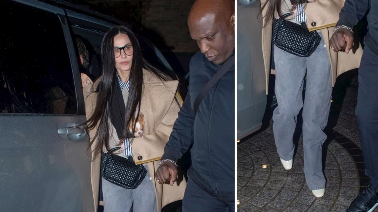 El estilo casual y elegante de Demi Moore en las calles de Londres