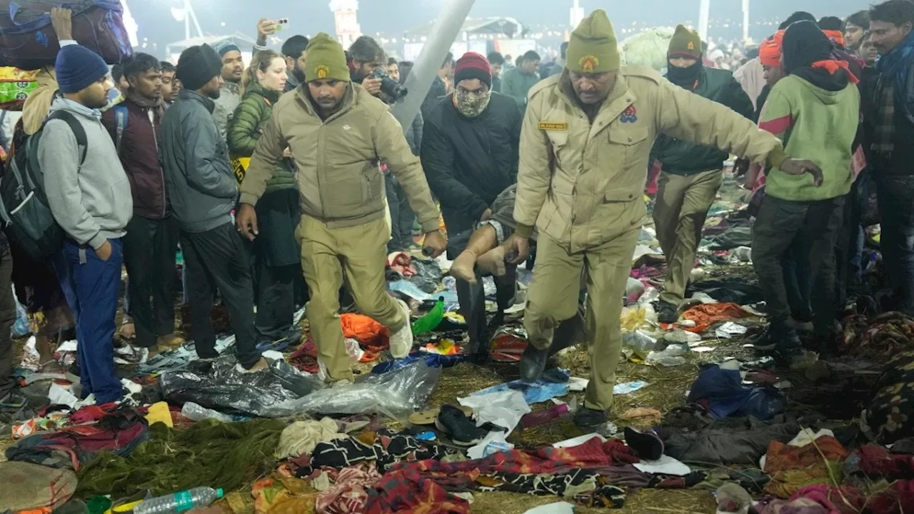 Maha Kumbh'de kalabalık nedeniyle akhara parishad amrit snan'ını iptal etti