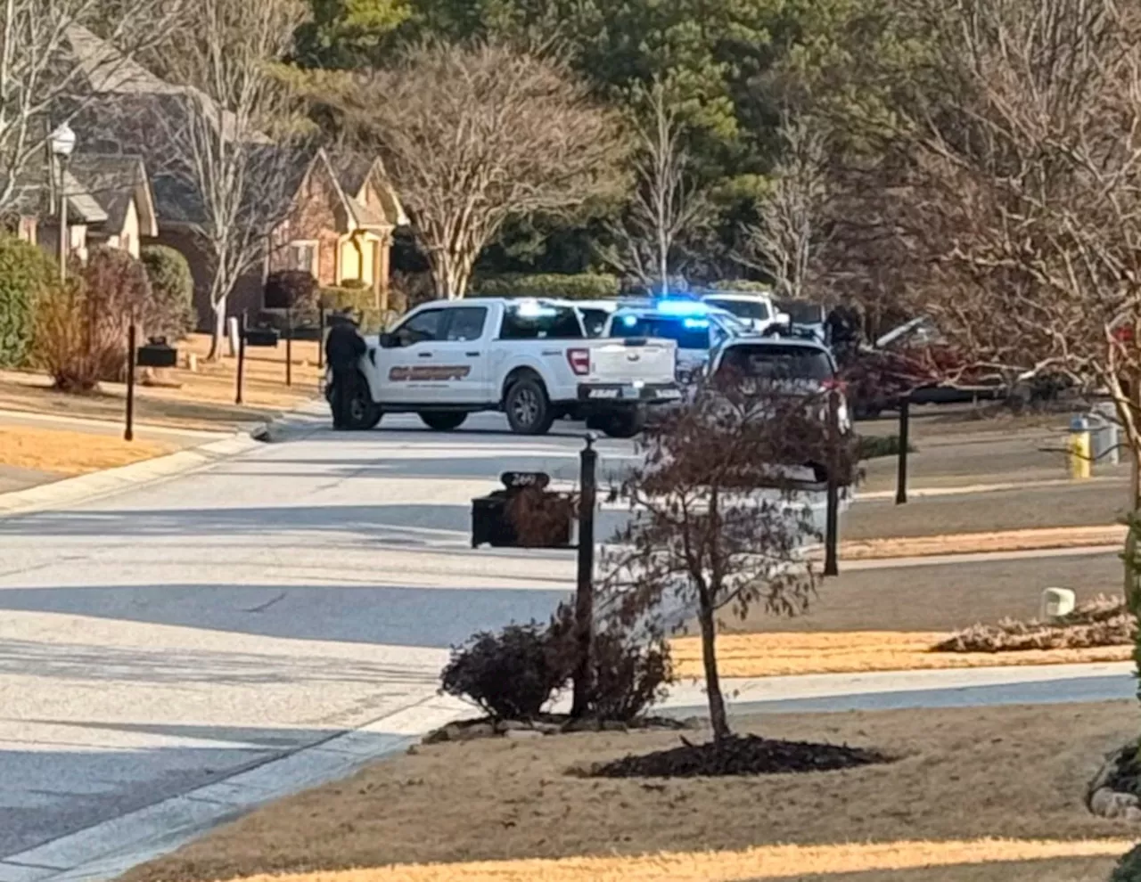 Man Found Dead After Standoff with Deputies in Shelby County