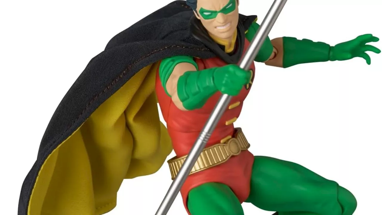 MAFEX Tim Drake Robin Figure Joins the Batman: Hush Line