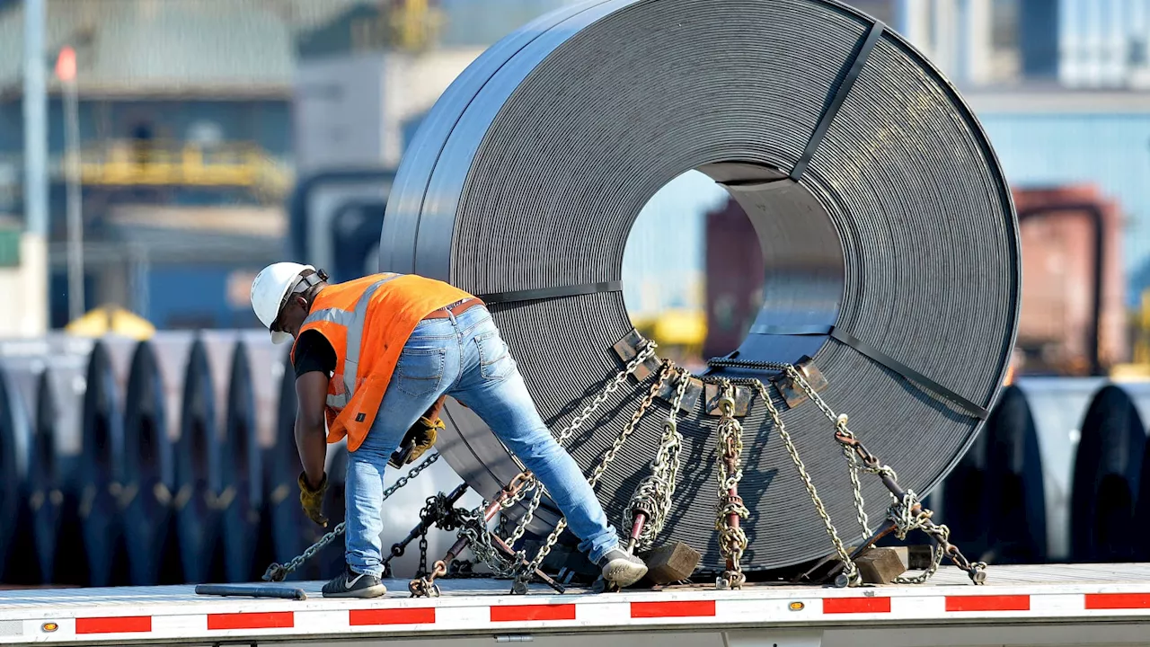 Nucor CEO Sees Trump's Tariffs as Boon for U.S. Steel