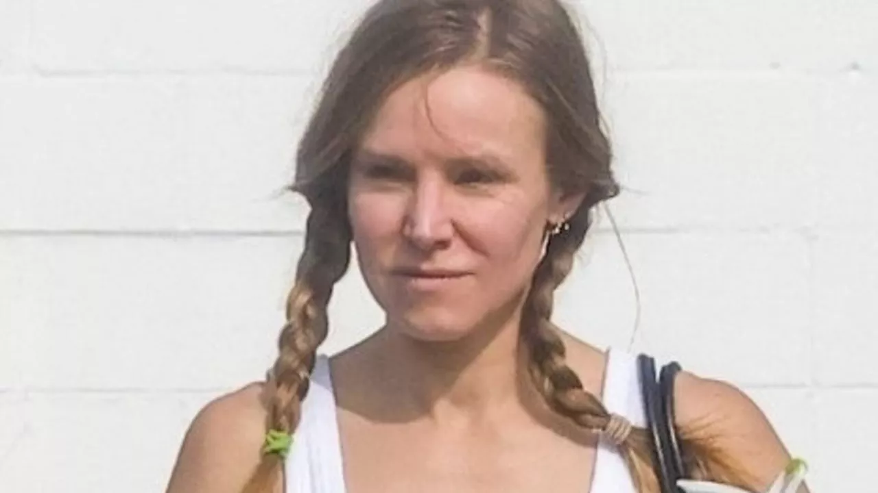 Kristen Bell Unrecognizable in Casual Outfit After Pilates Class