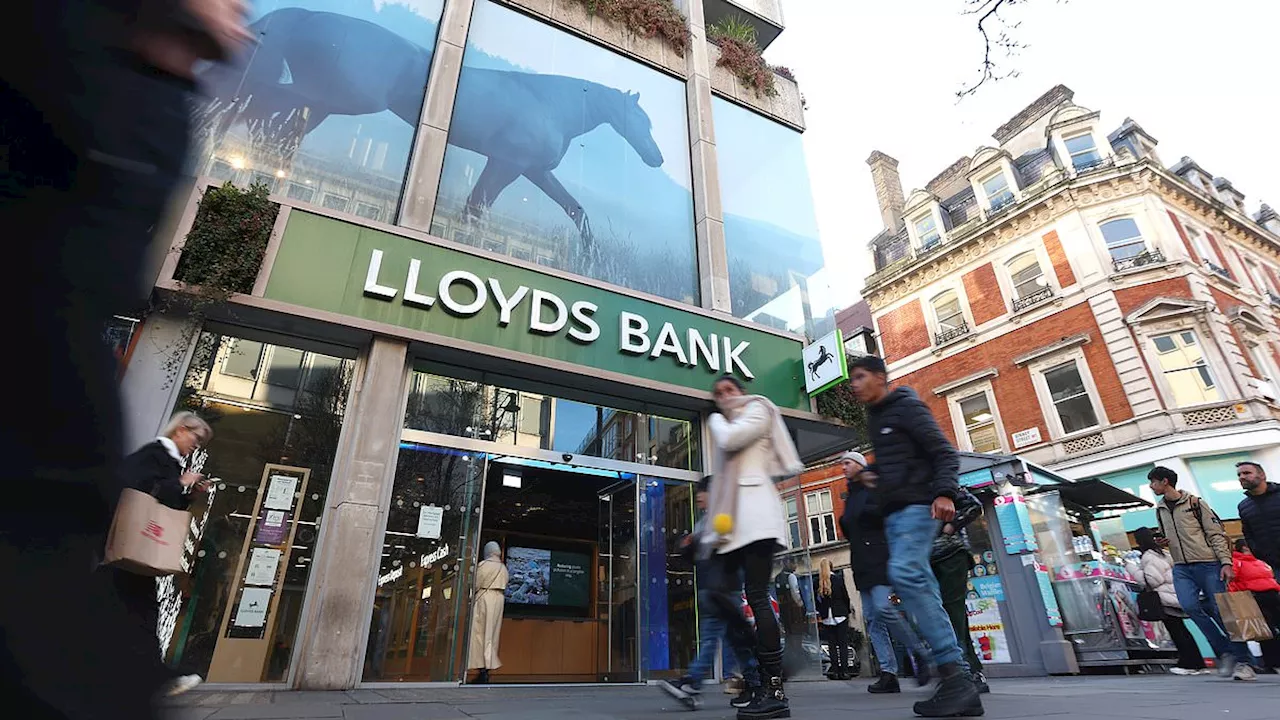 Lloyds Banking Group to Close 136 Branches in Blow to Customers