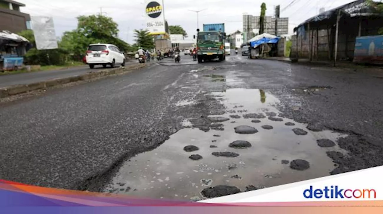 Wakil Menteri PU: Air Musuh Utama Jalan, Perbaikan Lubang Jalan Tol Ditegas