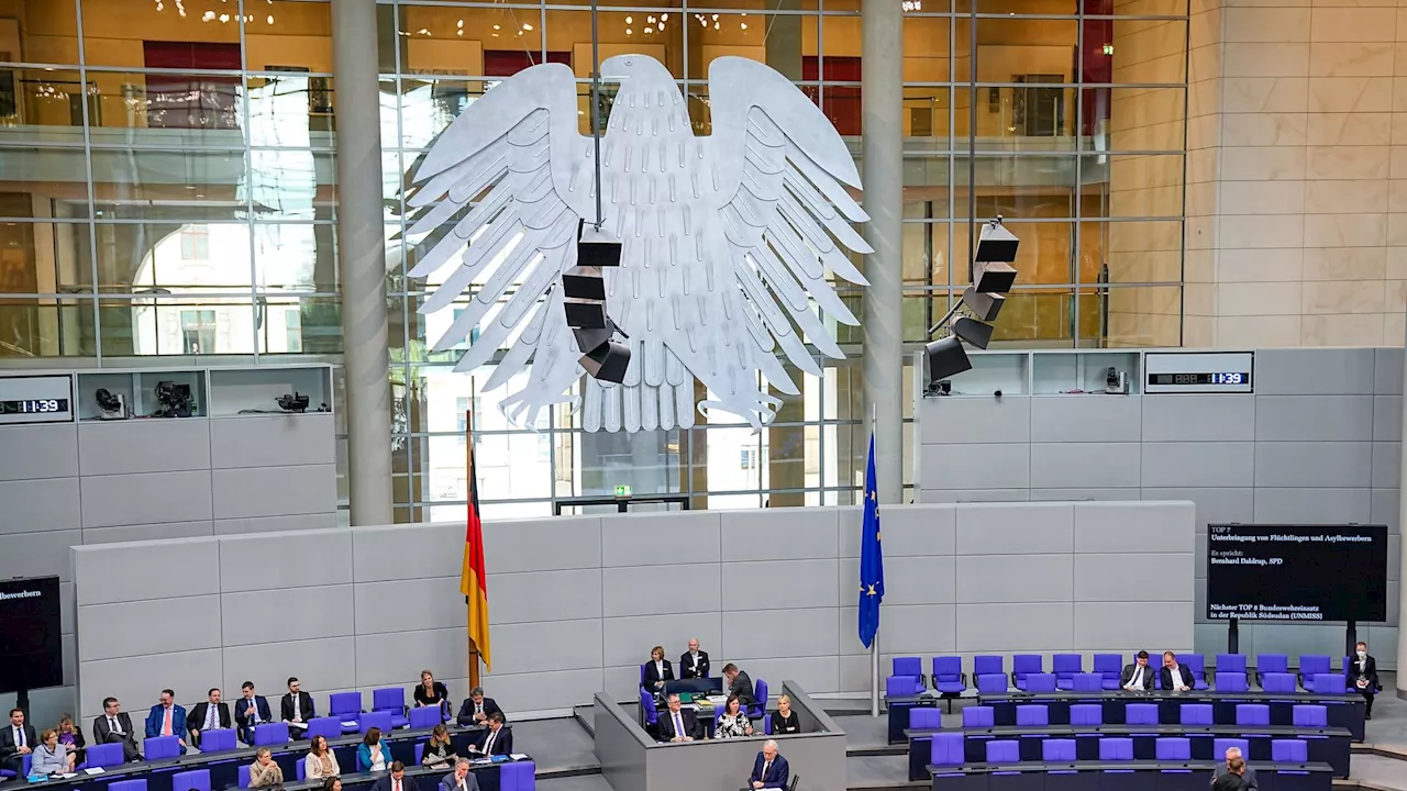 Debatte über Unions-Anträge zur Migrationspolitik im Bundestag