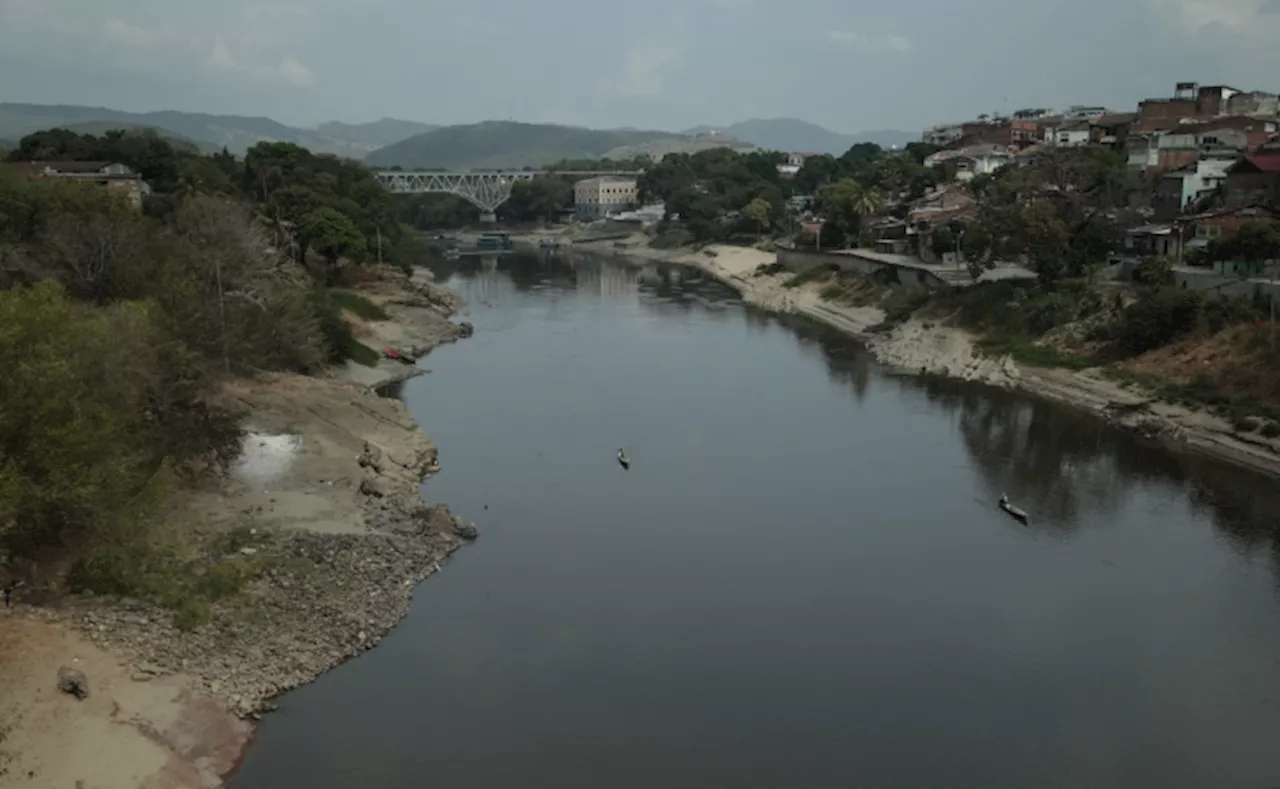 Monitorean descenso del río Magdalena: cae más de un metro en nueve días