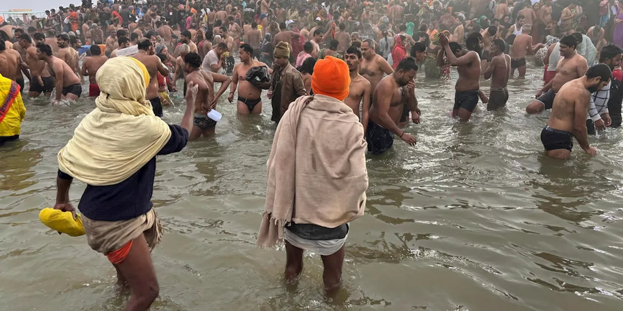 Massenpanik bei der Kumbh Mela in Indien: Mindestens 15 Tote