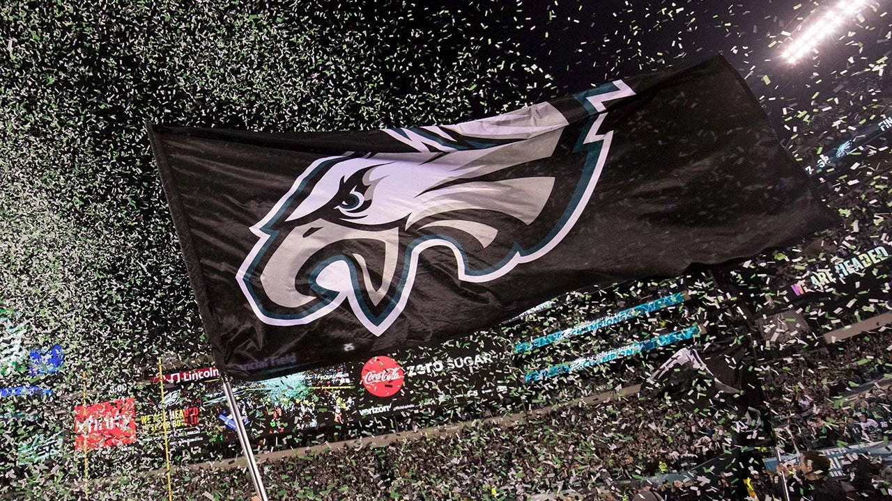 Philadelphia Eagles Fan Dies After Falling From Light Pole During Super Bowl Celebrations