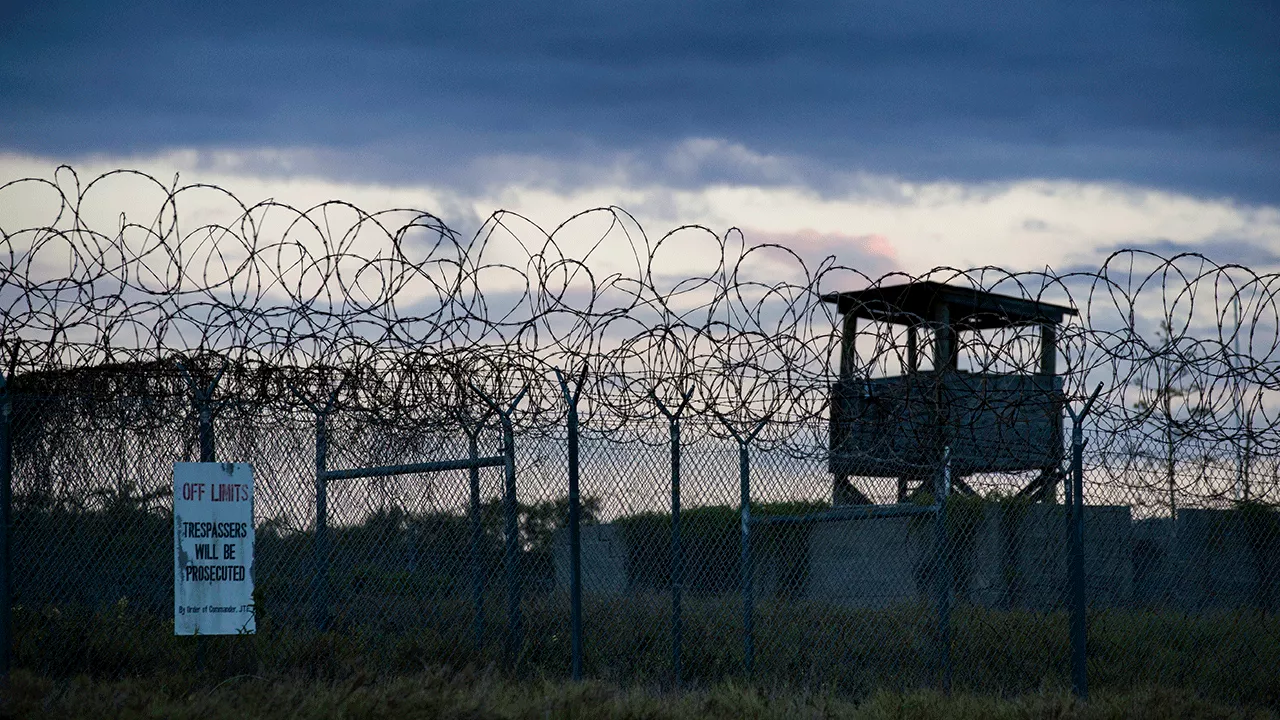 Trump Orders Guantanamo Bay Prep for 30,000 Detainees