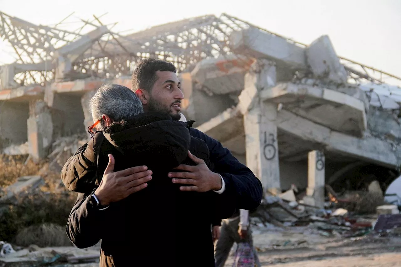 Gaza's Return Brings Despair Amidst Rubble and Shortages