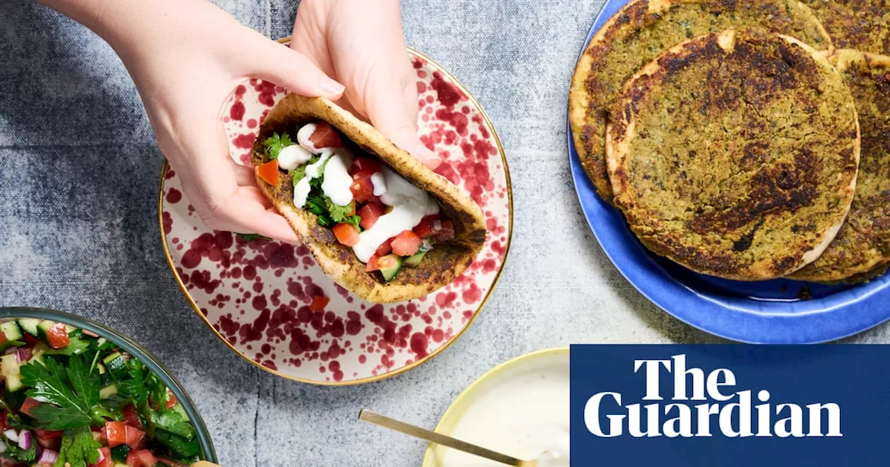 Chickpea Pitas: A Simple & Crispy Falafel-Inspired Treat