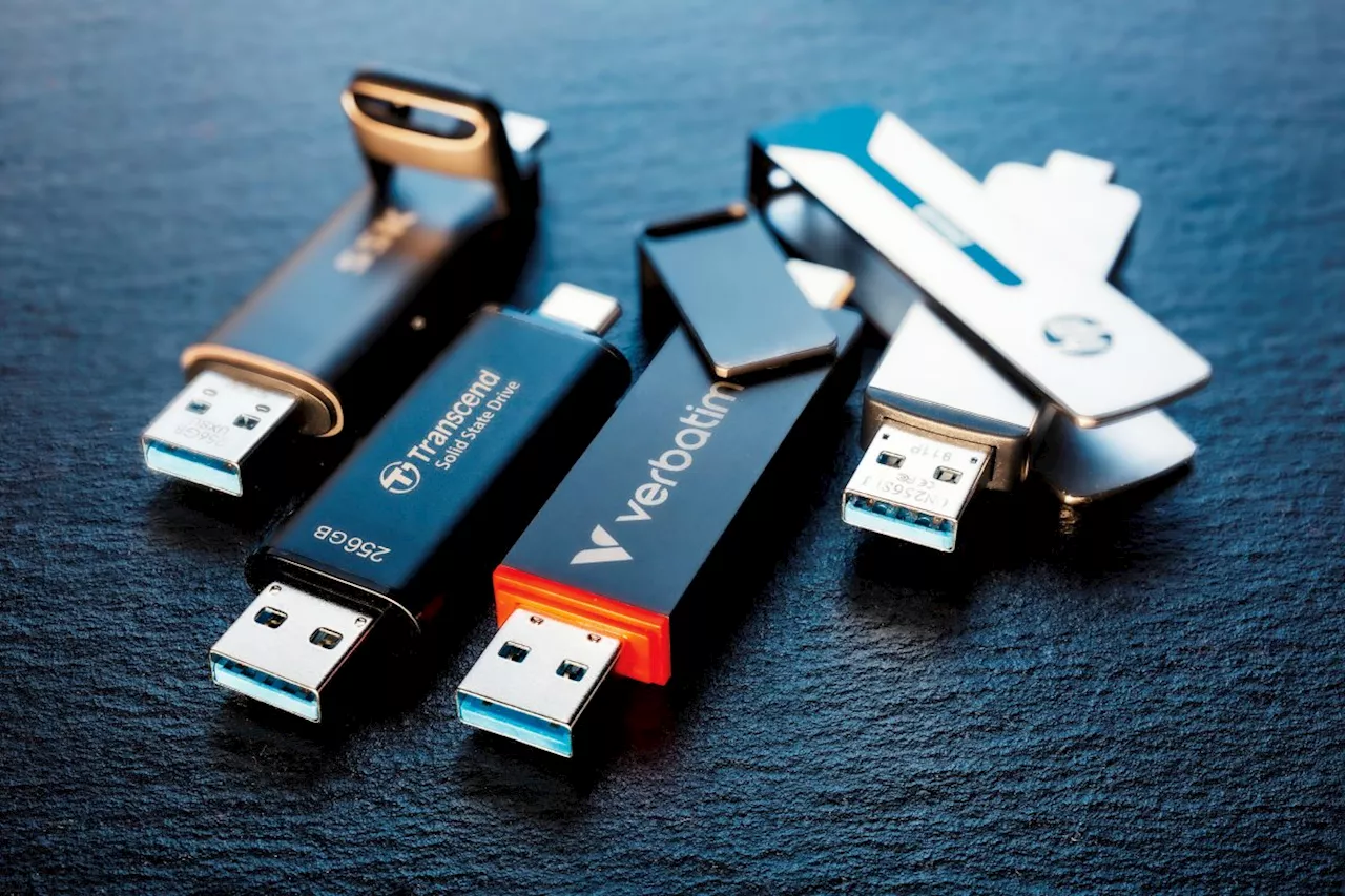 Vier USB-Sticks mit A- und C-Steckern im Test