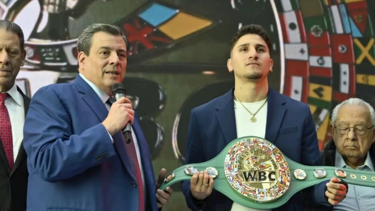 Mauricio Sulaimán Presenta el Cinturón Guerrero Azteca, un Homenaje a los Boxeadores Mexicanos