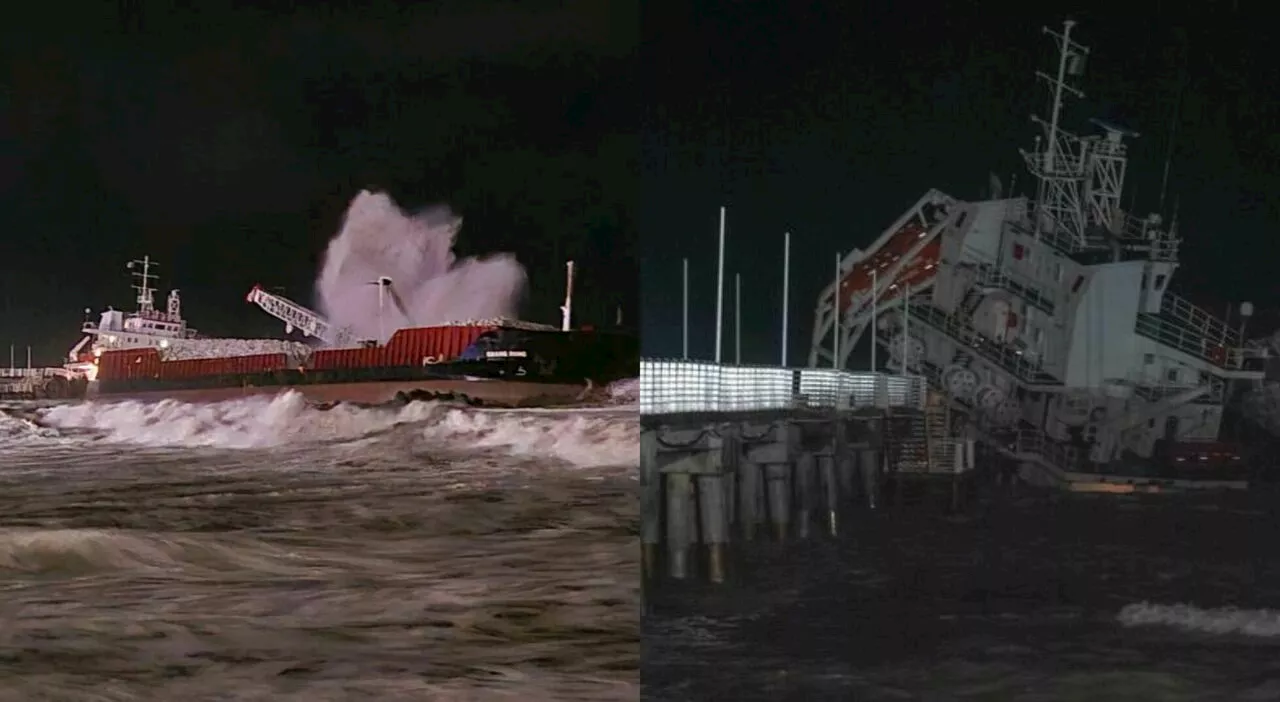 Nave di 100 metri si schianta contro il pontile di Marina di Massa a causa del maltempo: a bordo 12 persone, c