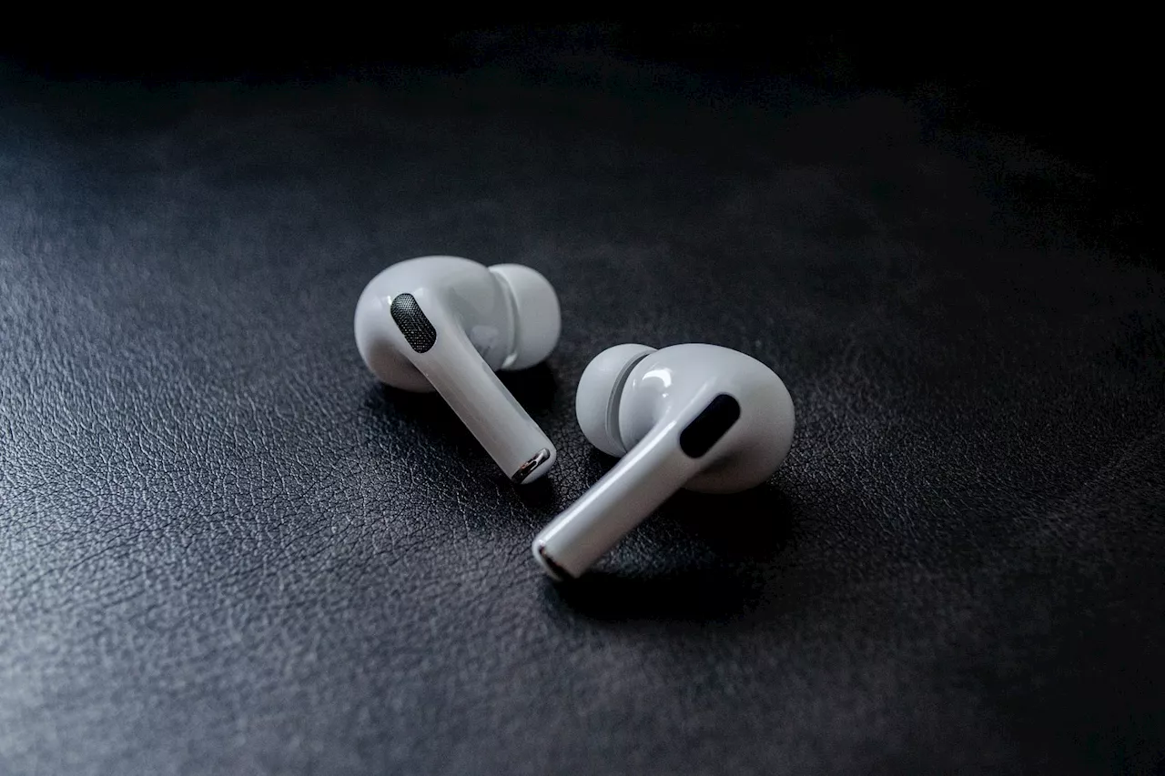 Apple : Les AirPods avec caméra en 2026, les Apple Glass toujours attendues