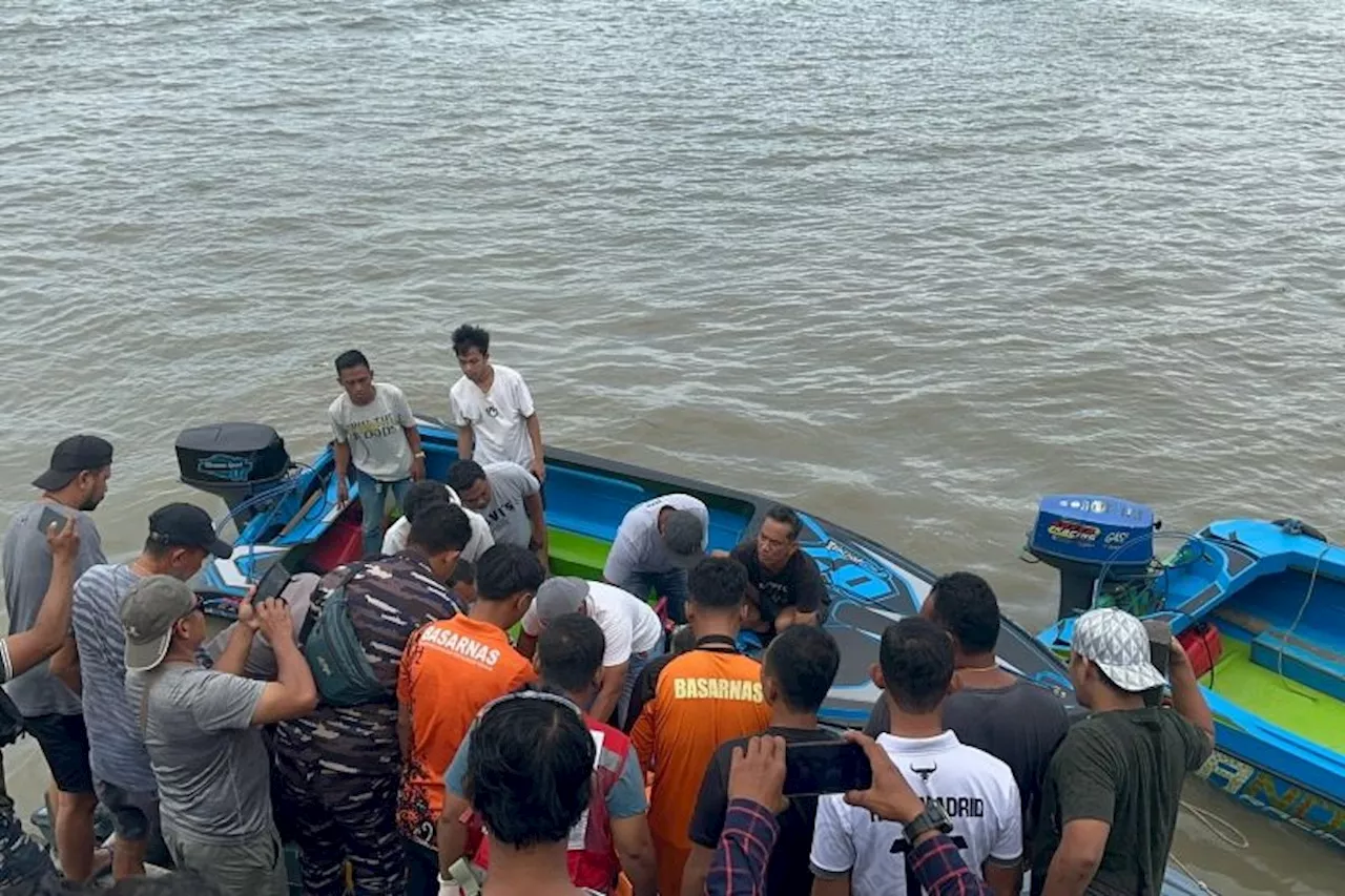 4 Tewas Kecelakaan Laut Kapal Cepat Terbalik di Sungai Ular