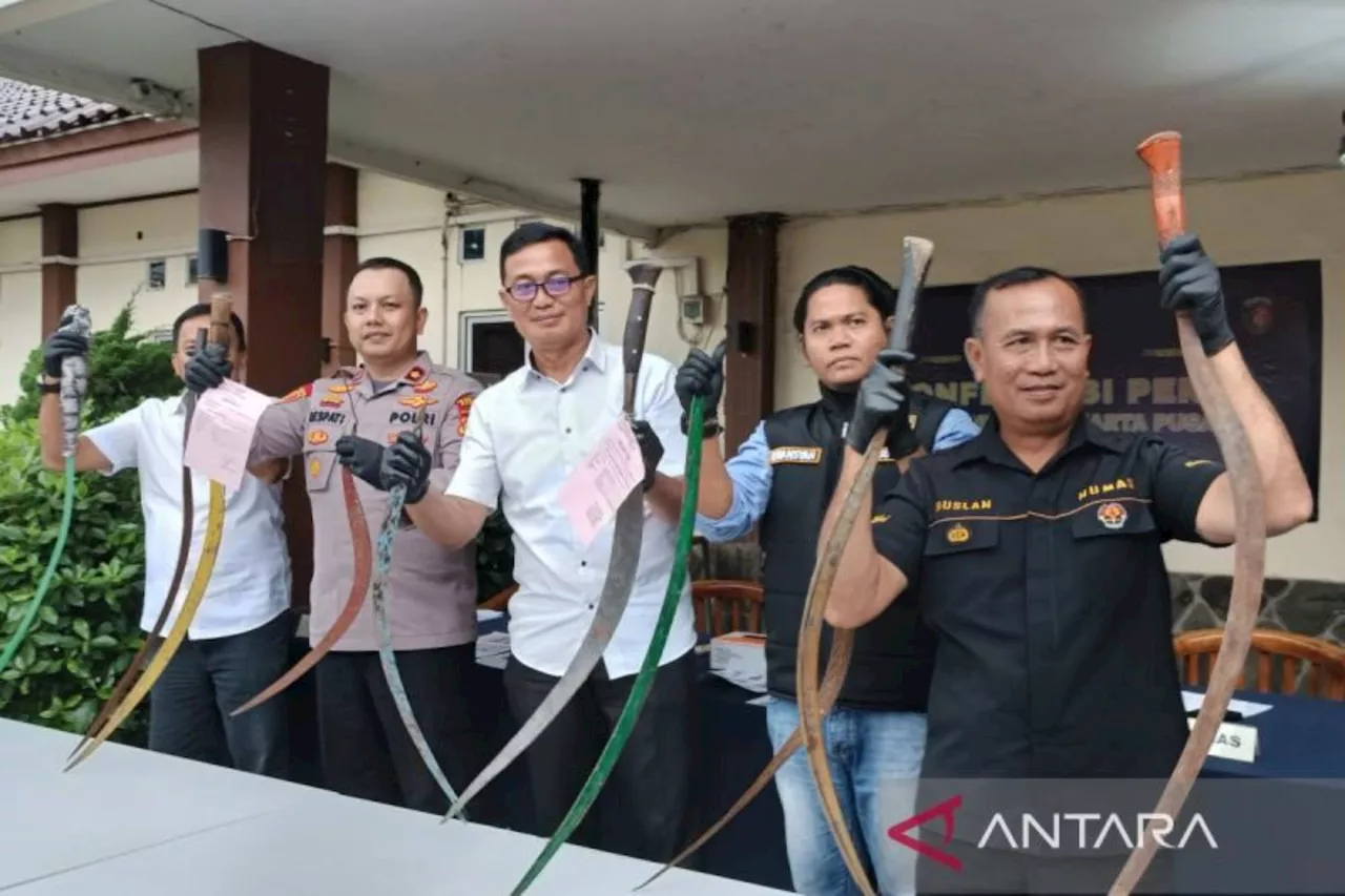 Polisi Diserang Remaja Pelaku Tawuran Pakai Celurit