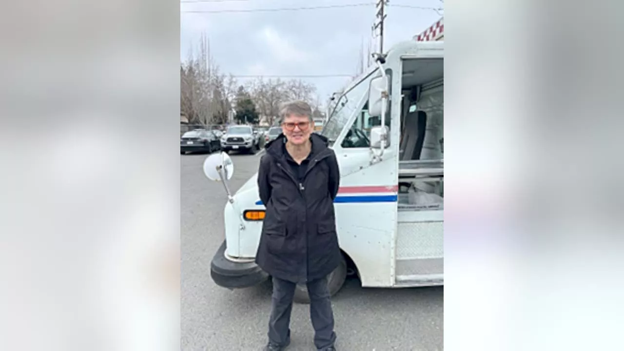 Sebastopol Postal Carrier Achieves 1 Million Miles of Safe Driving