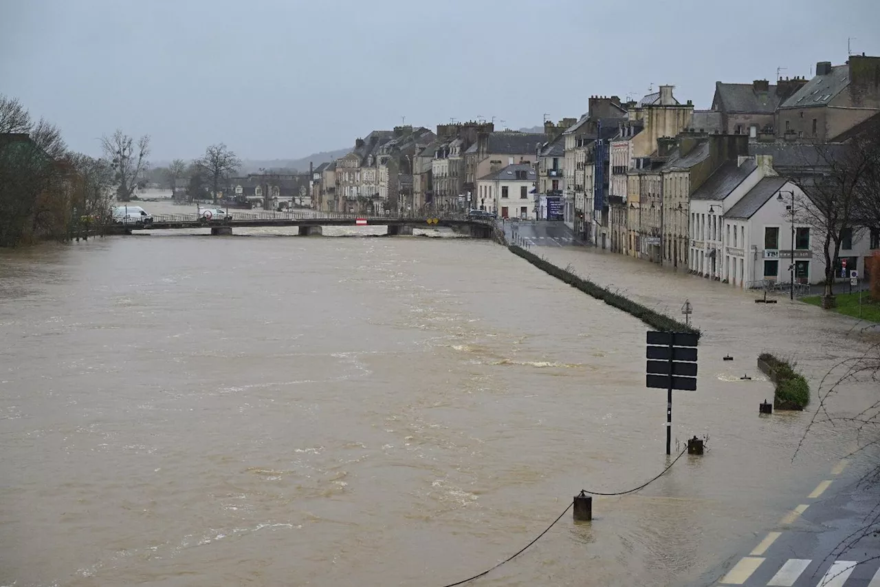 Crue historique de la Vilaine à Redon: Évacuations et inquiétude