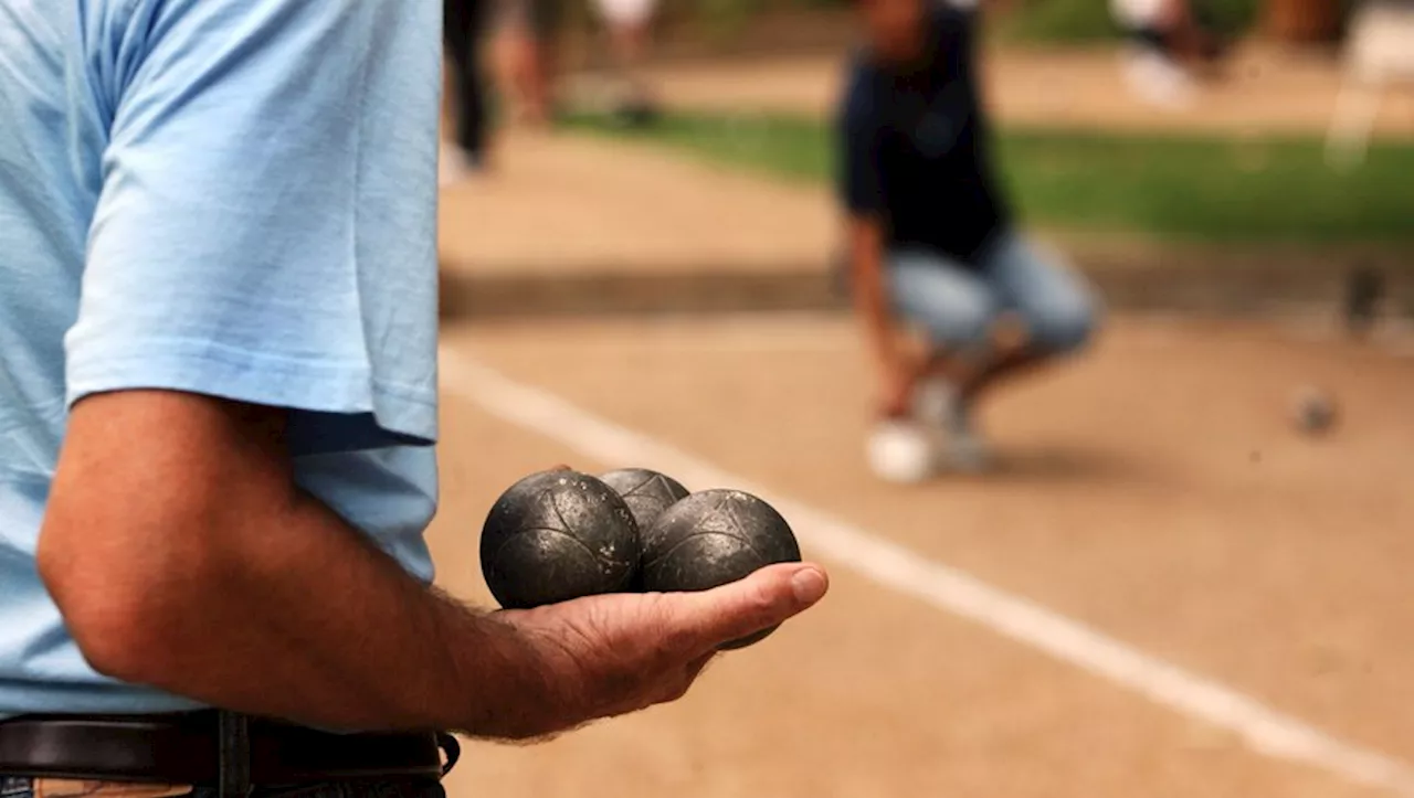 Pétanque : Adieu Jeans et Pantalons de Ville!