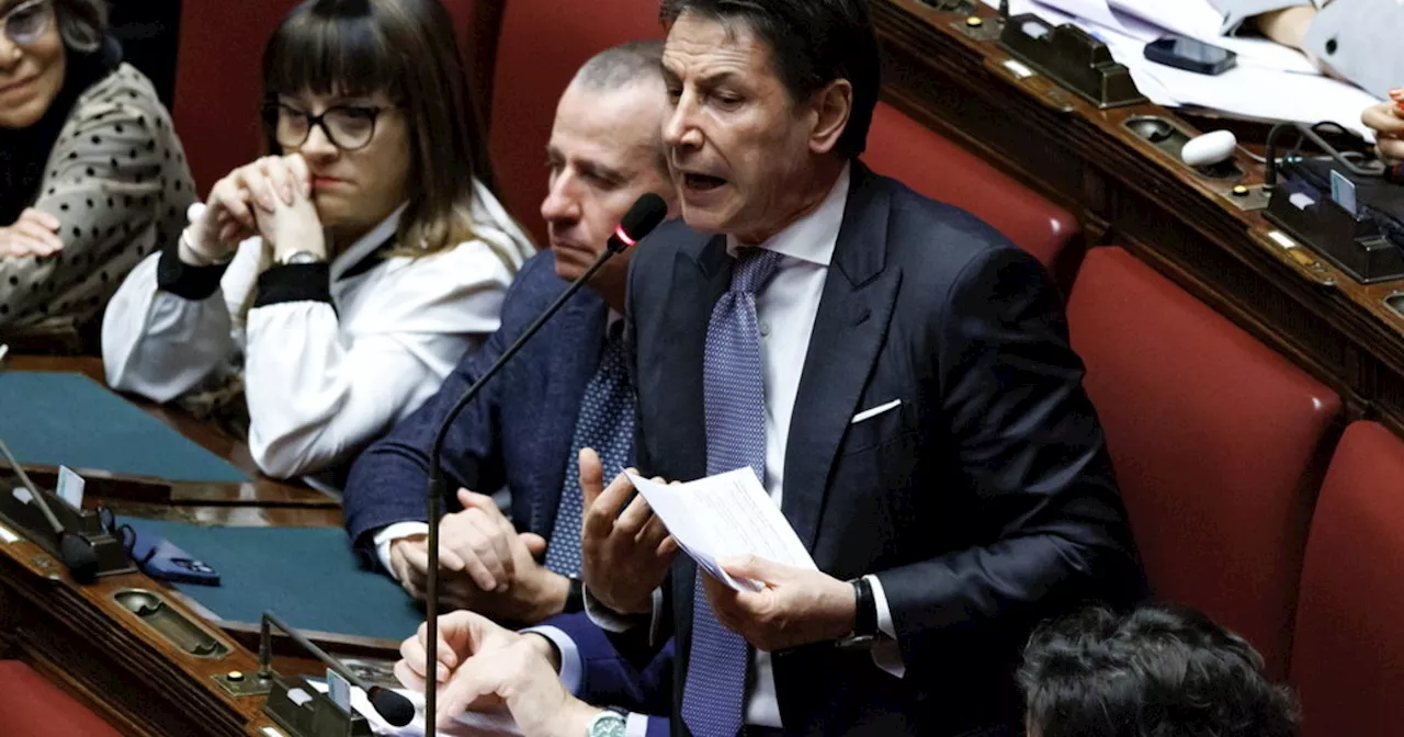 Giuseppe Conte insulta Meloni: &#034;Una cartomante, bugiarda seriale&#034;