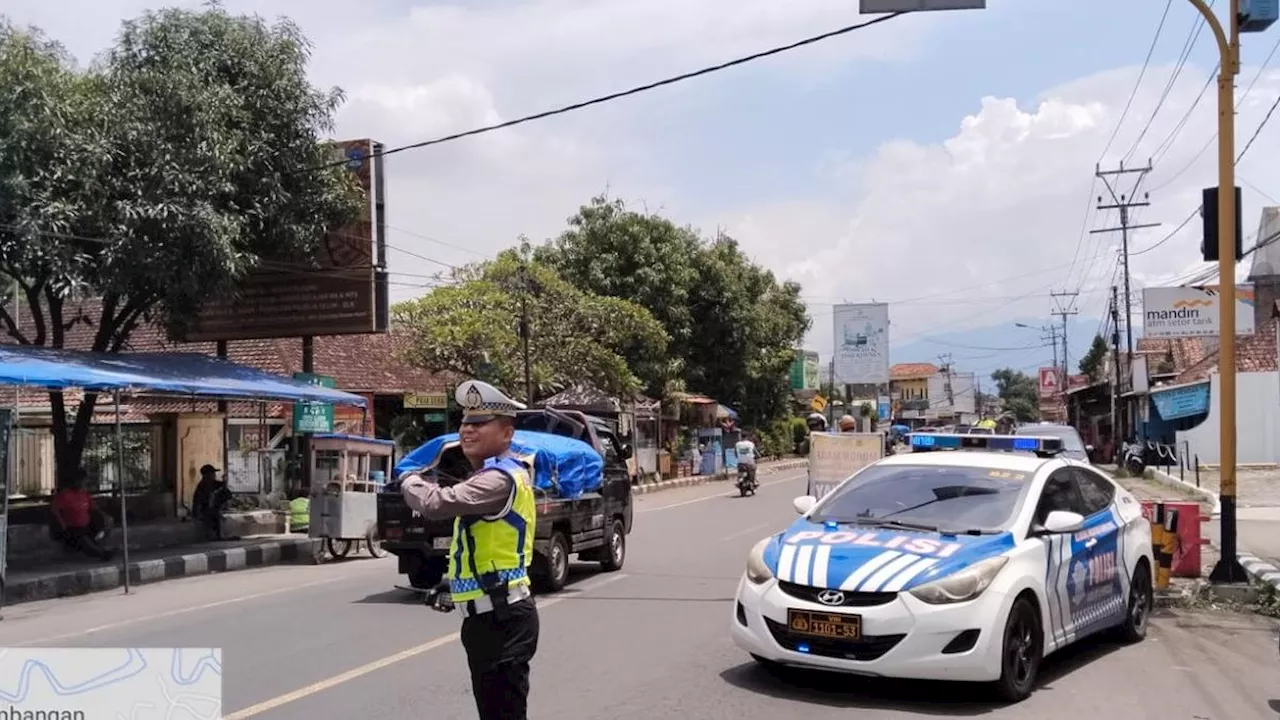 Polres Garut Terapkan One Way Selama Libur Isra Mikraj dan Imlek 2025