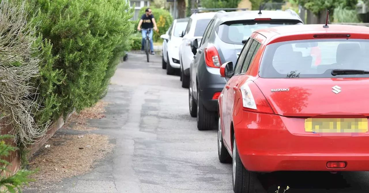 Labour MP Proposes Fines for Pavement Parking of Cars, E-bikes, and E-scooters