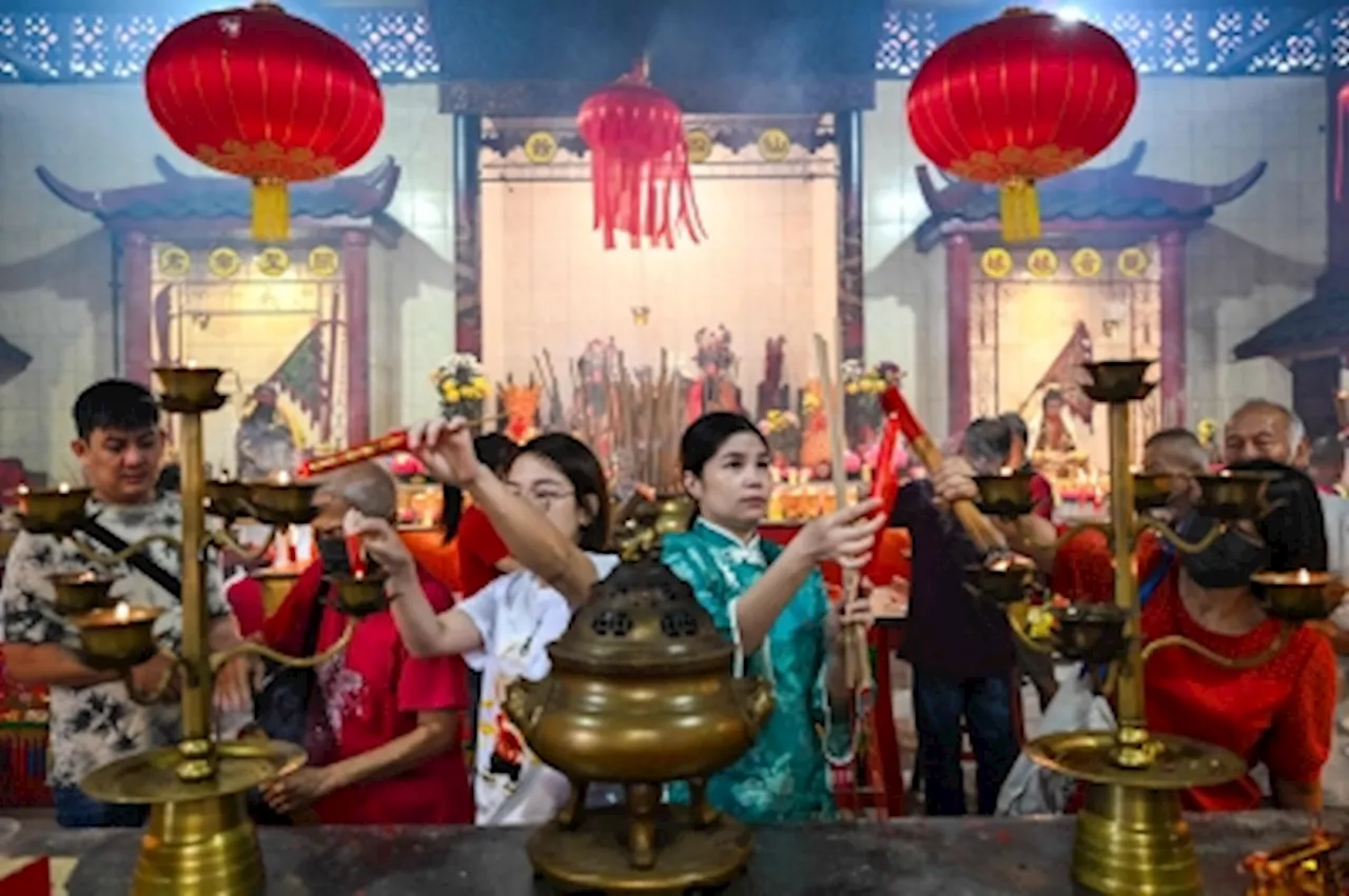 Millions Celebrate Lunar New Year Across Asia