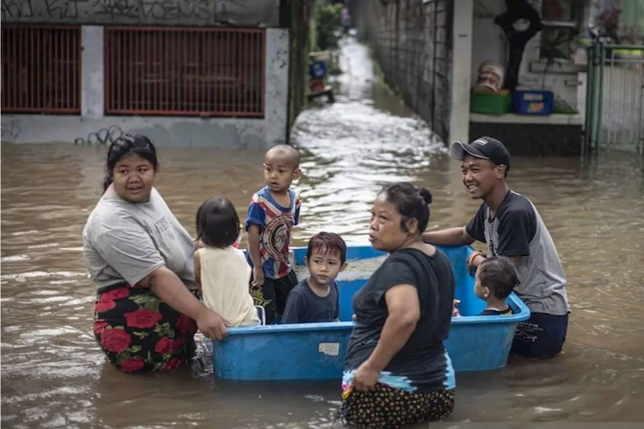 Banjir Jakarta Teduh, 54 RT dan 23 Ruas Jalan Terendam