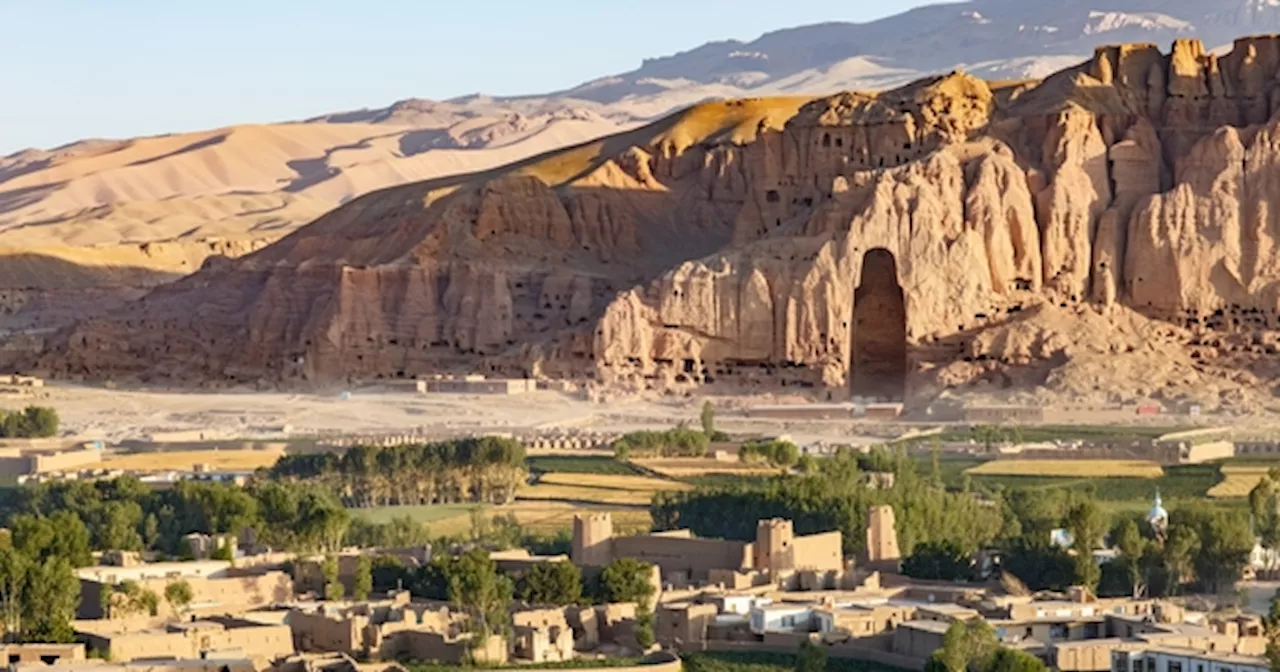 Taliban signs five new contracts in Bamiyan