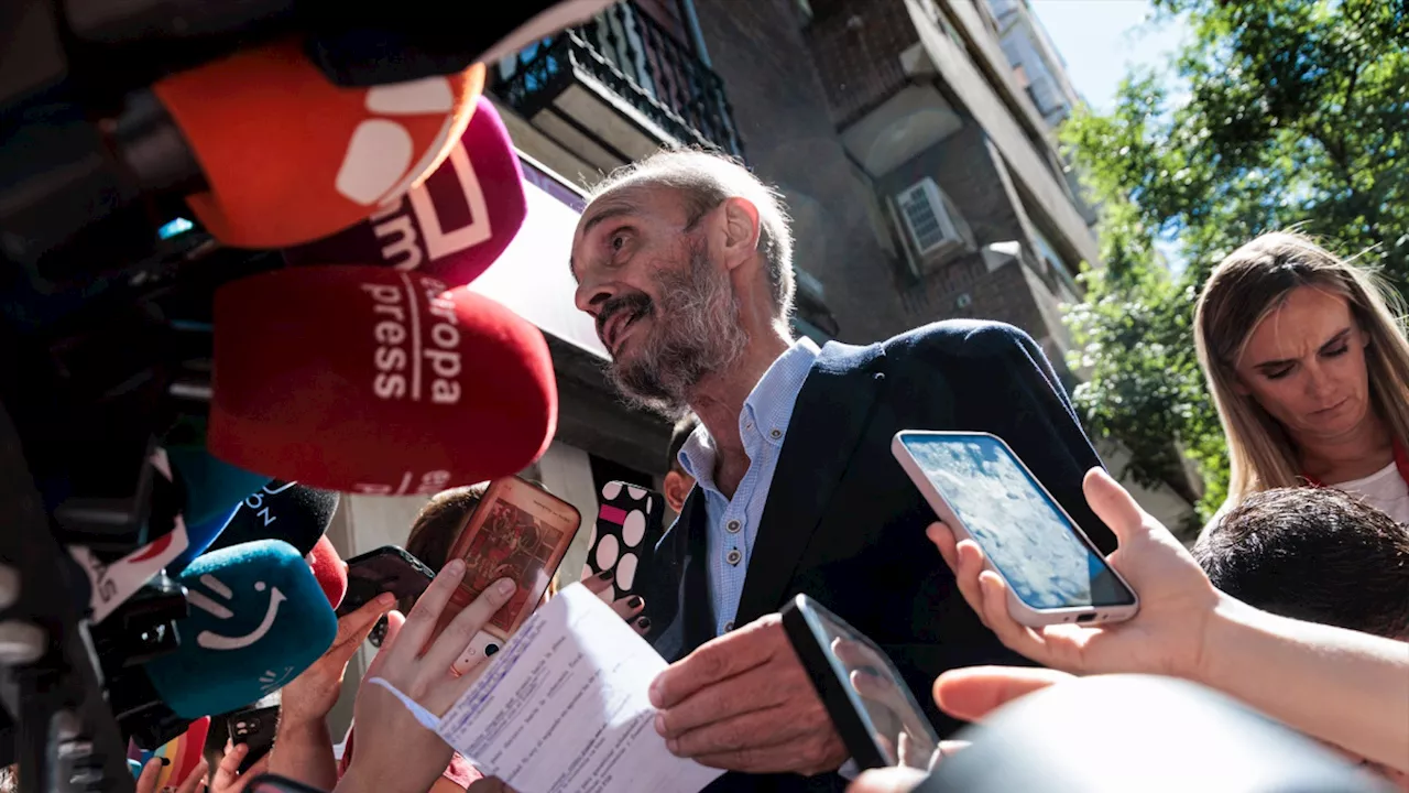 Javier Lambán renuncia al Senado: 'Pongo fin así a mi vida política institucional, que empezó en 1983'