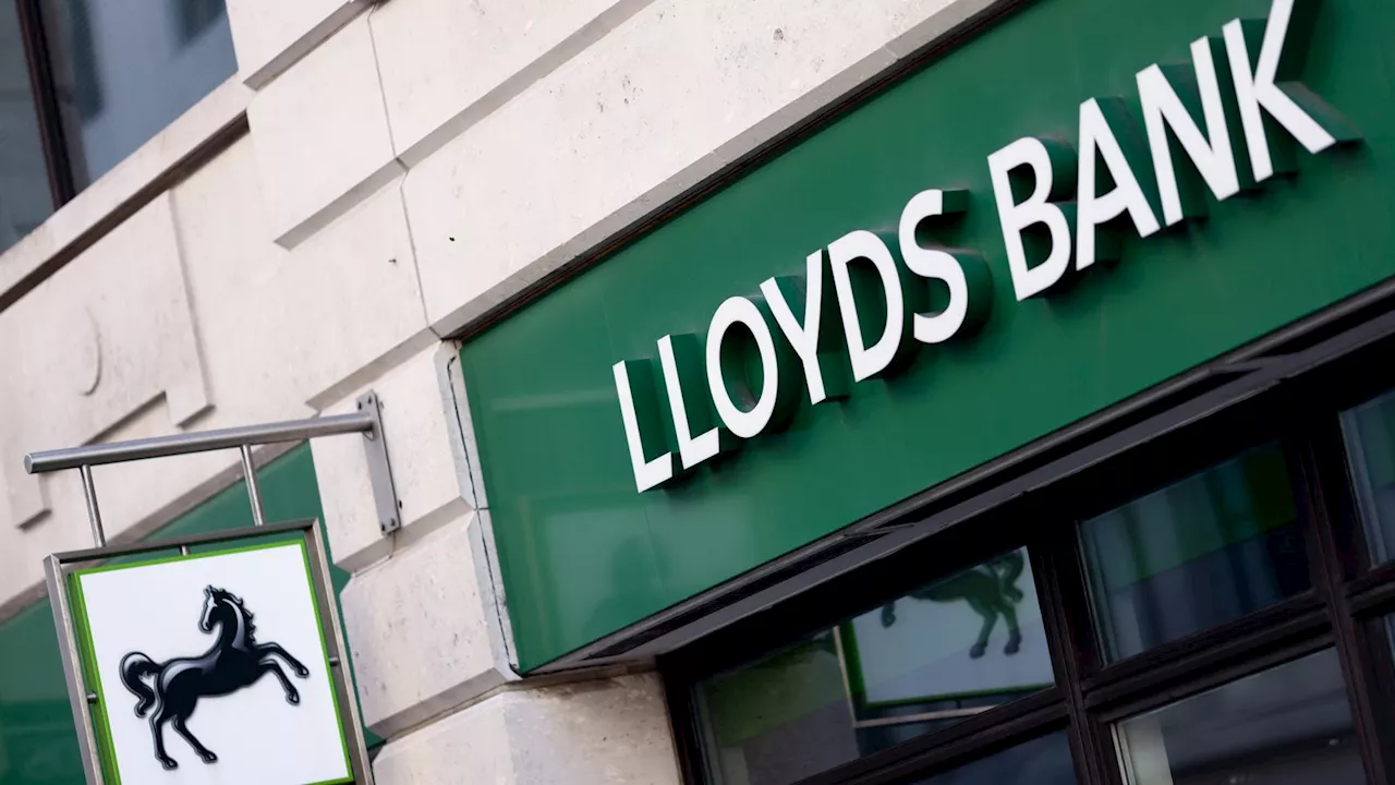 Lloyds Banking Group to Close 136 Branches