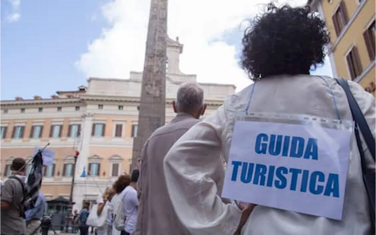 Bando di abilitazione guide turistiche, pubblicate le regole. Requisiti e prove di esame