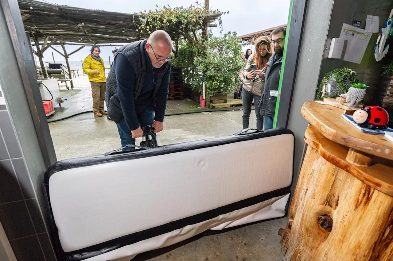 Lège-Cap-Ferret Combat les Inondations avec des Batardeaux Gonflables