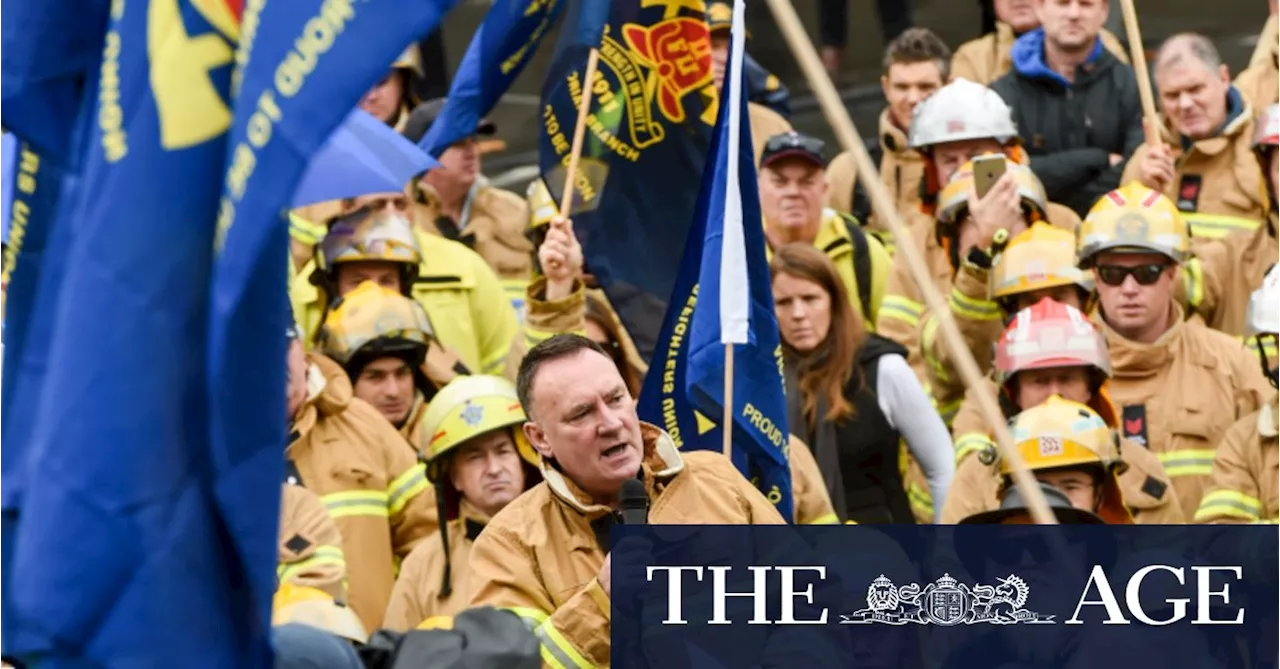 Firefighters Vote for Work Bans Over Aging Fleet