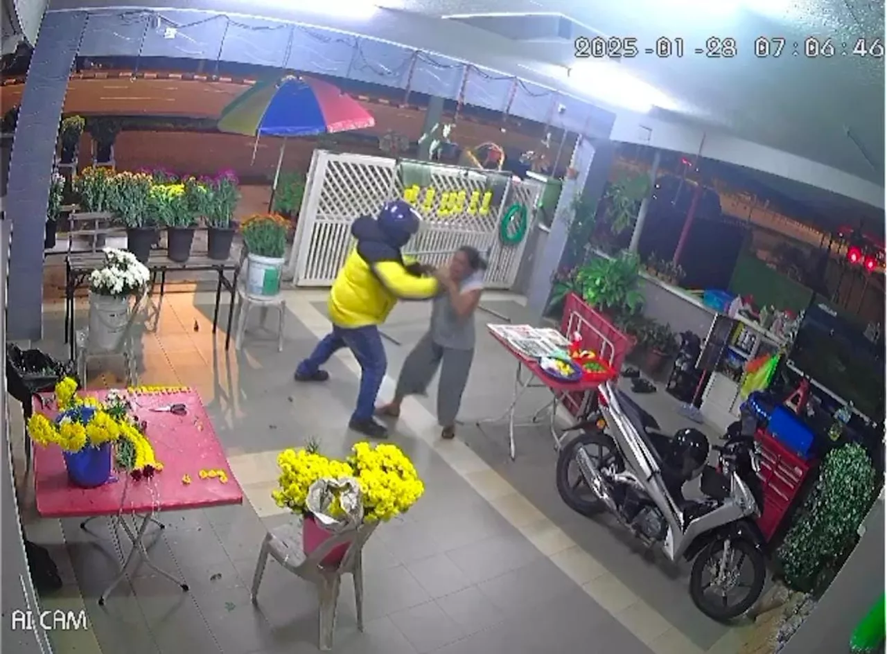 Flower Garland Seller Robbed by Man Posing as Customer