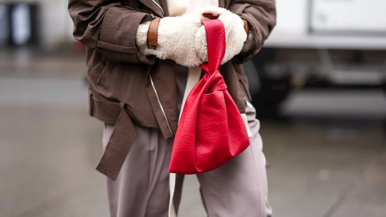 Les moufles gardent les mains plus au chaud que les gants, selon la science