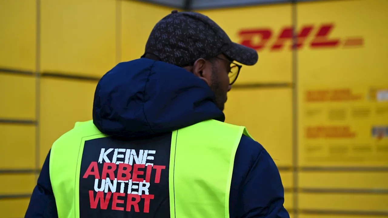 Tausende DHL-Beschäftigte streiken für mehr Lohn