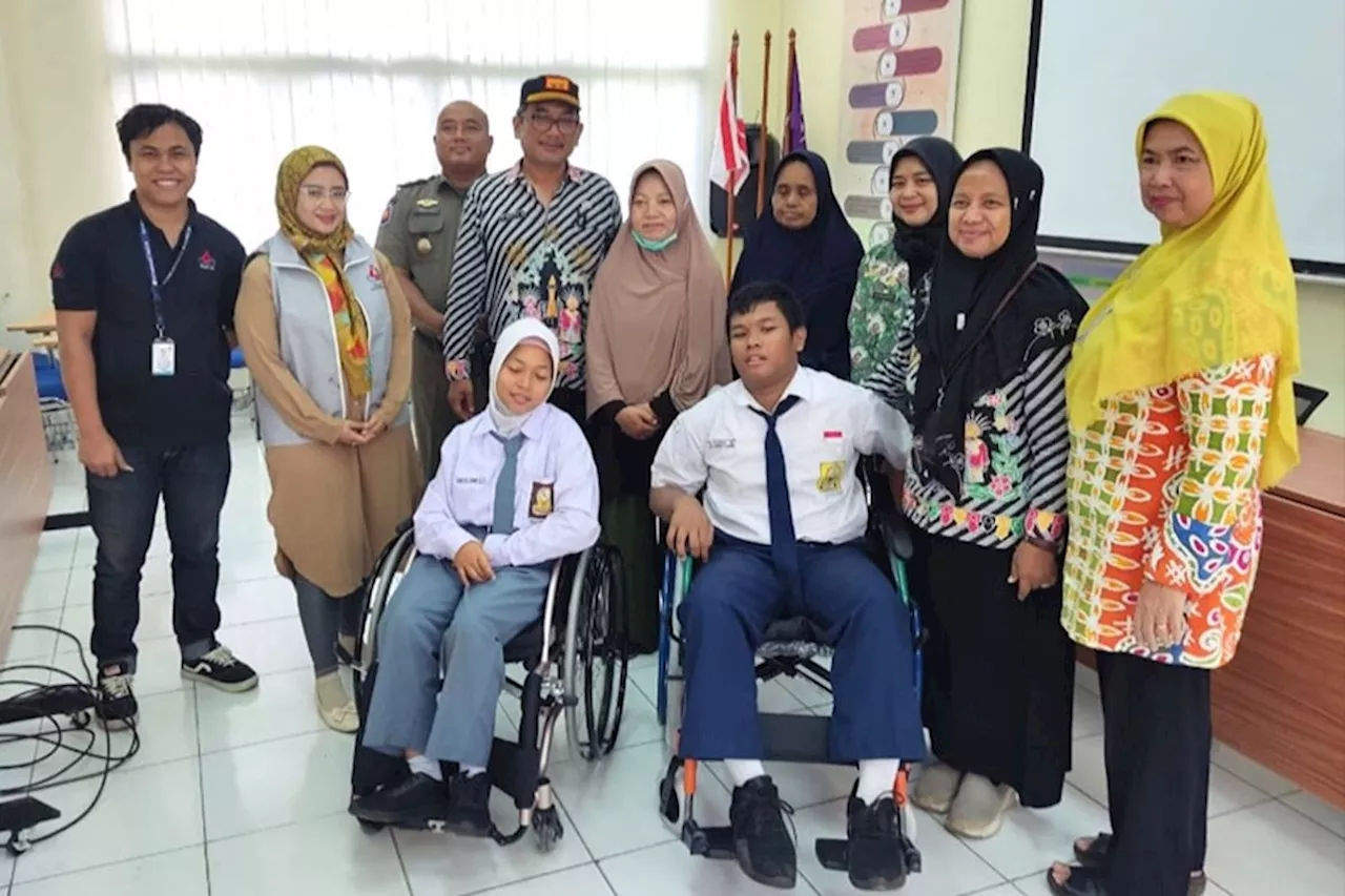 Dinas Sosial DKI Jakarta Salurkan 2.597 Unit Alat Bantu Fisik untuk Penyandang Disabilitas