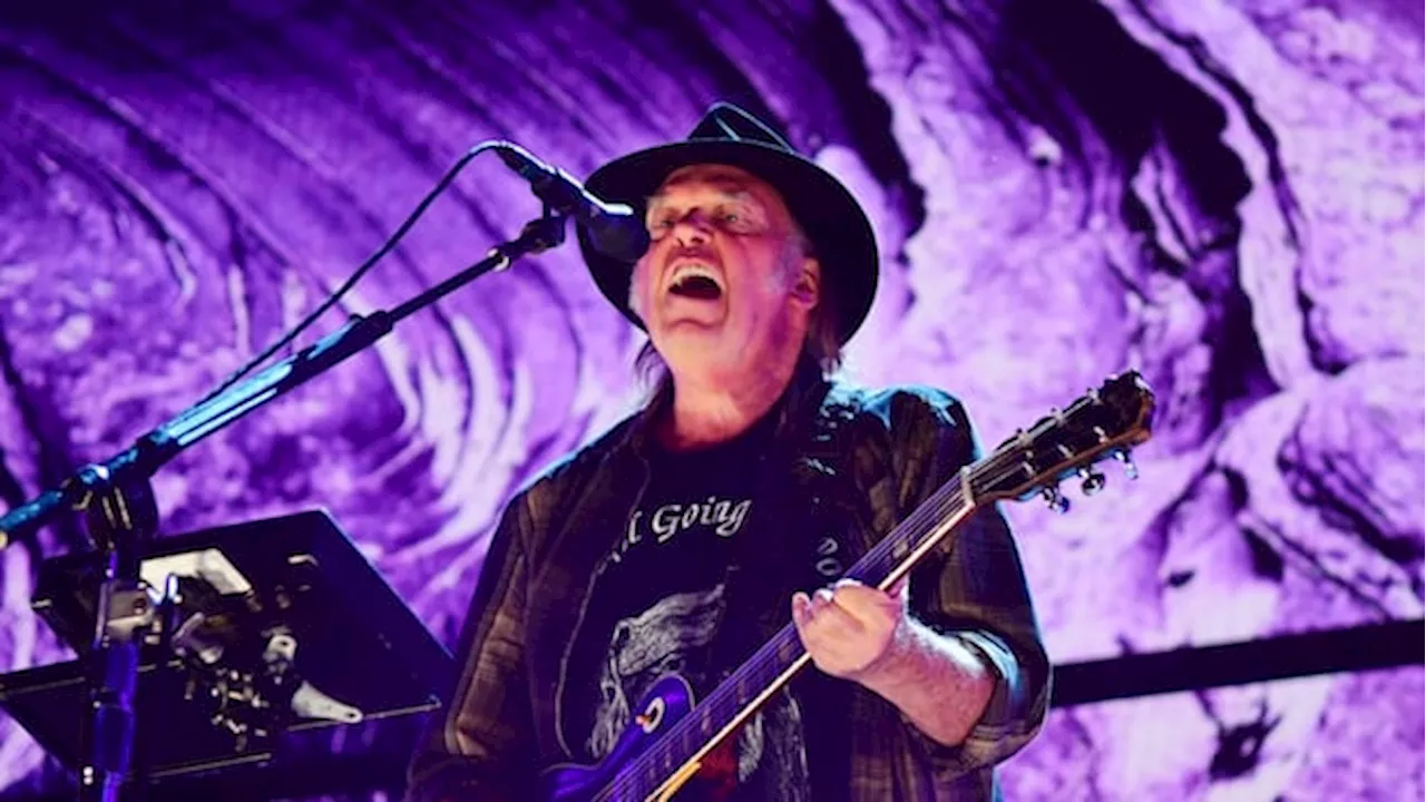 Neil Young Confirms Glastonbury Performance After Brief Withdrawal