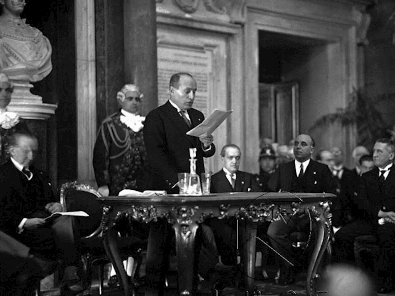 Mussolini e l'inizio della dittatura: 100 anni dal discorso del 3 gennaio 1925