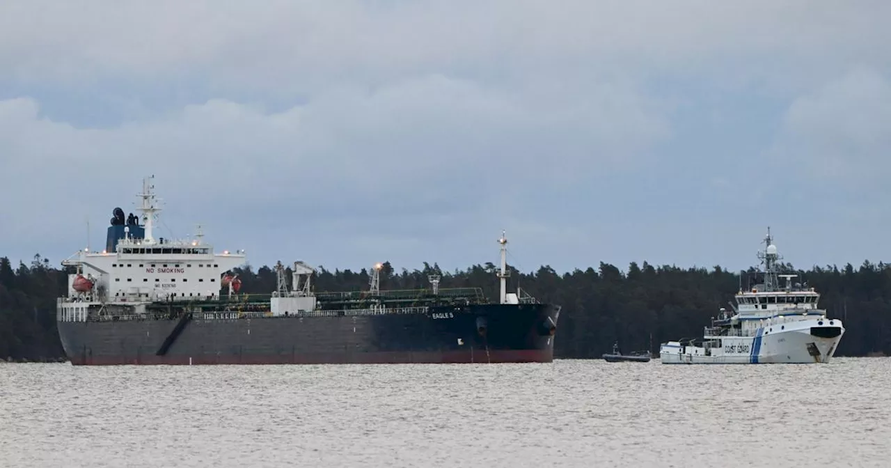 Un Tanker Russe Suspect d'Endommager un Câble Sous-Marin en Finlande