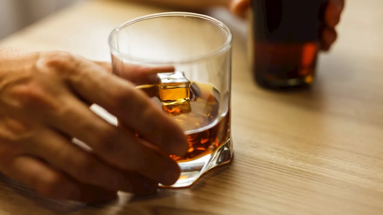 U.S. surgeon general sounds alarm about link between alcohol and cancer