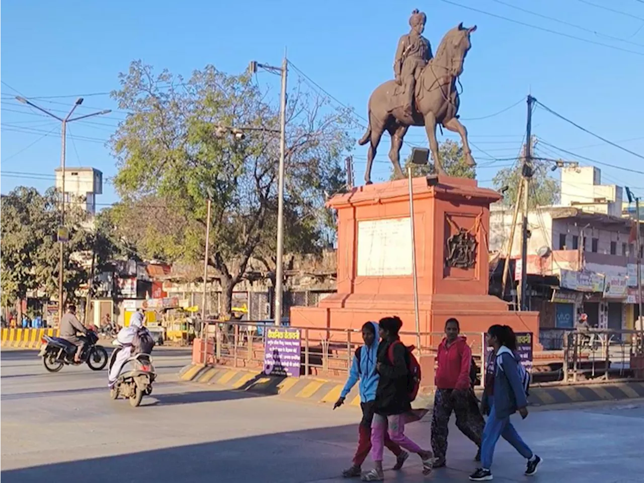 ठंड की चपेट में जनवरी, शीतलहर की आशंका