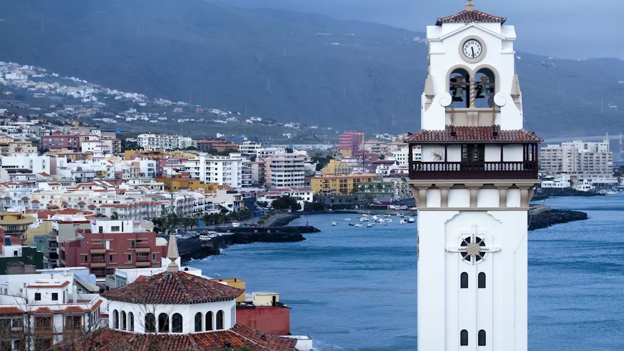 Candelaria: Un Paraíso Tropical en el Invierno