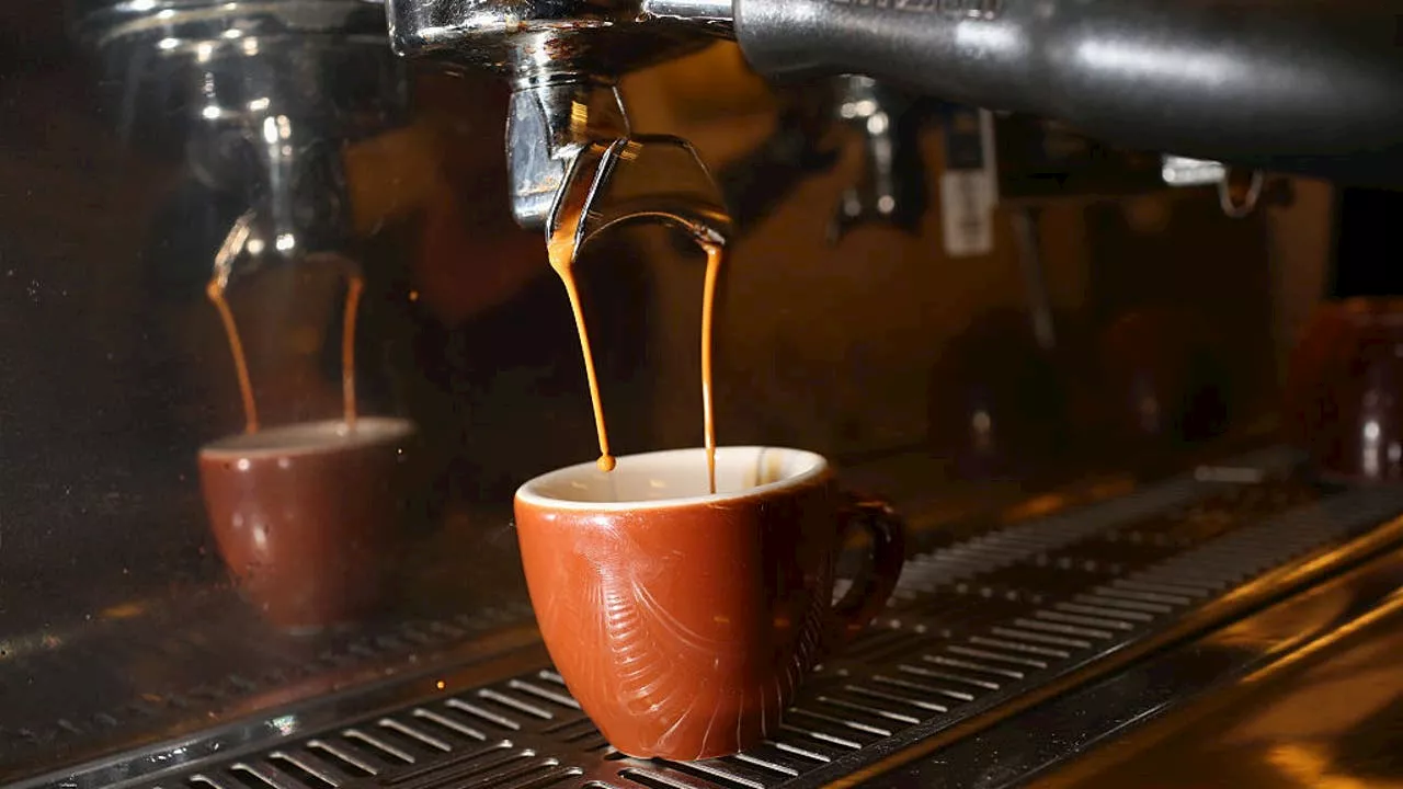 Drinking coffee or tea may lower the risk of certain cancers