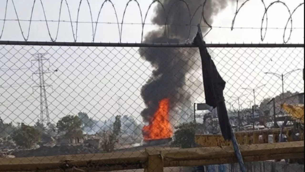 Bomberos Sofocan Incendio en Respiraderos del Río de los Remedios